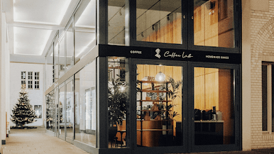 Interior of Coffee Lab Kaiserhöfe in Berlin