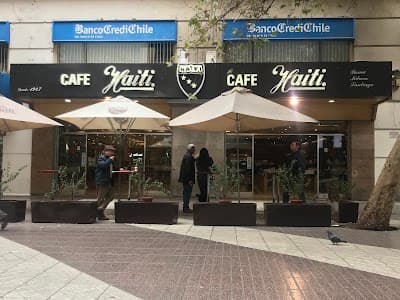 Interior of Cafe Haiti in Región Metropolitana