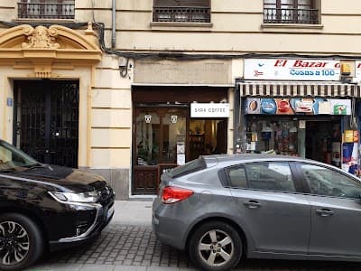 Interior of Syra Coffee Santa Isabel in Madrid