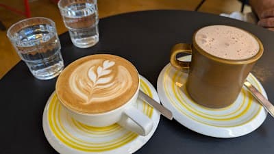 CofteArt boutique et Coffee Maccha Shop since 2015 atmosphere
