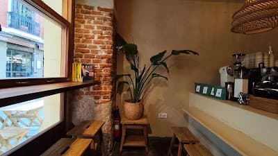 Interior of Wolføx Madrid in Madrid