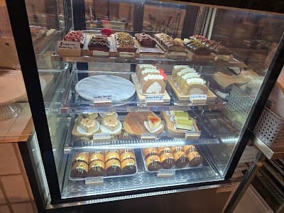 Interior of Hugo Café in ON K2P 1Y3