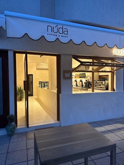 Nuda Coffee & More atmosphere