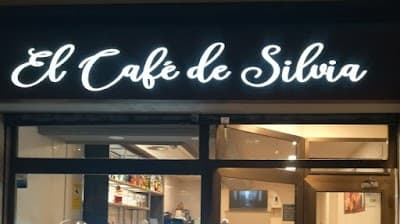 Interior of El café de Silvia in 346