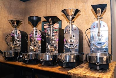 Tropical Coffee Roasters atmosphere