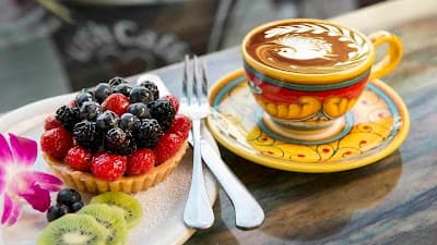 Urth Caffe Beverly Hills coffee