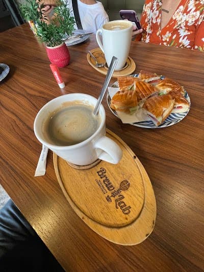 Coffee Brew Lab atmosphere