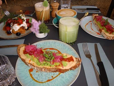 SiL - coffee breakfast & more atmosphere