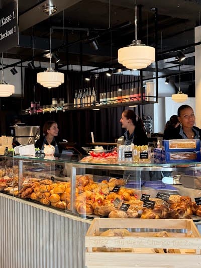 Reinhard AG Bäckerei Rösterei Schanzenstrasse atmosphere