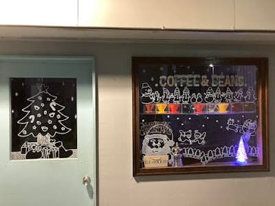 Interior of AOYAMA COFFEE ROASTER in Tokyo 110-0001