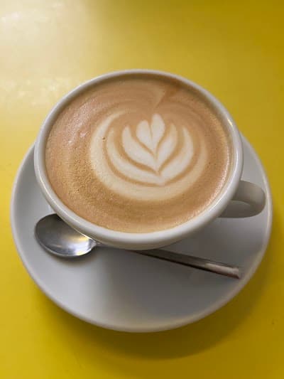 Black & Yellow Coffee bar atmosphere