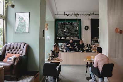 Interior of OM Coffee & Brunch in Berlin