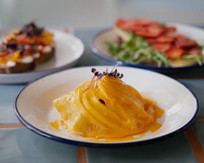 Do Beco Estefania - Artisanal Bakery, Brunch & Specialty Coffee atmosphere