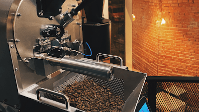 Interior of 20grams Coffee Roasters in București