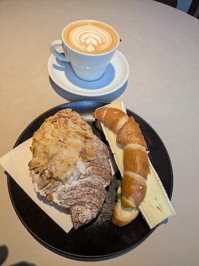 Balthasar Coffee Bar atmosphere