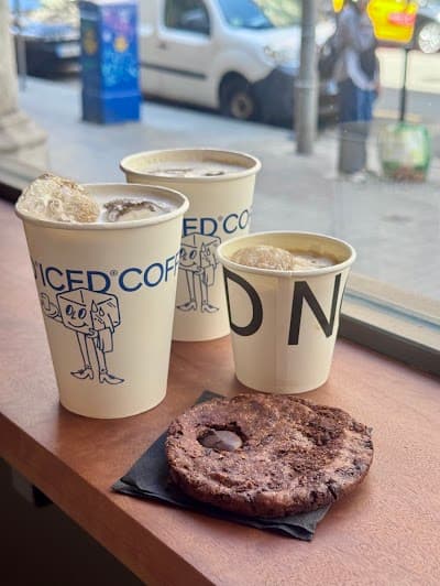 Nomad Cafè Petit Nomad coffee