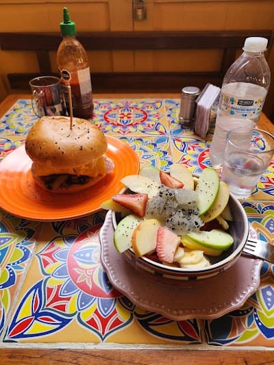 Orígenes Café atmosphere