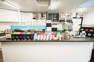 Brew Town Cafe and Specialty Coffee Roastery atmosphere
