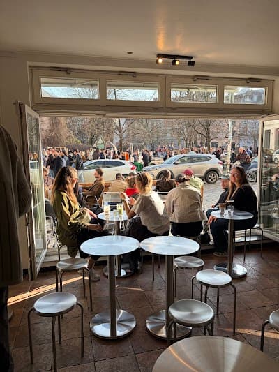Interior of Symple Coffee Mitte in Berlin