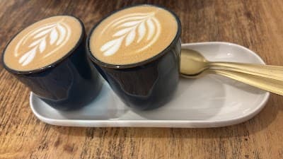 Breaking Coffee Specialty Coffee/ Café de especialidad atmosphere