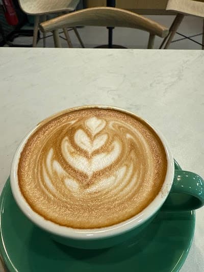 EST BREW (Spaces Platinum Sentral) atmosphere
