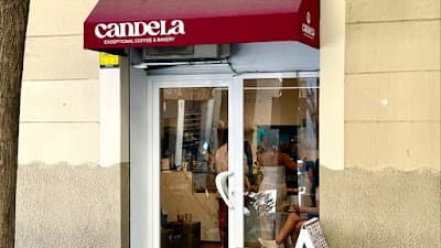 Interior of Candela Canela - Best Specialty Coffee & Cinnamon Rolls in Barcelona