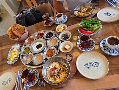 Botamia 1928 Breakfast & Brasserie atmosphere