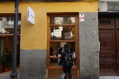 Interior of CREMA The sound of coffee in Madrid