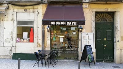 Interior of Brunch Café in -016 Lisboa