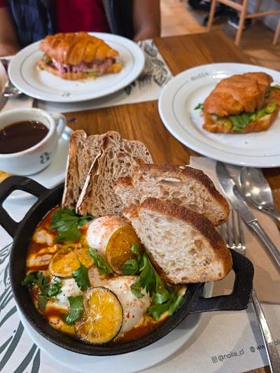 Nolia Brunch Bar atmosphere