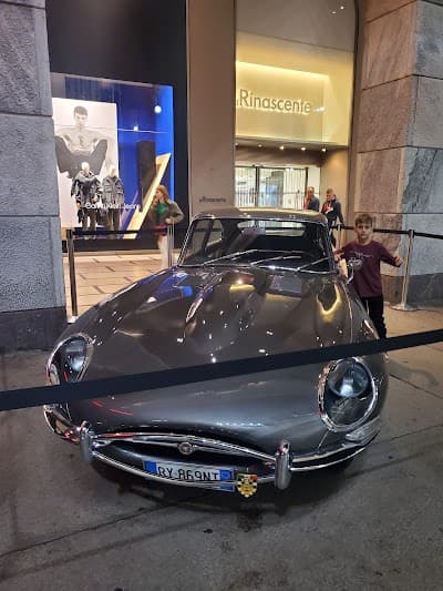 FENDI Rinascente Milan Duomo Store (Leathergoods) coffee