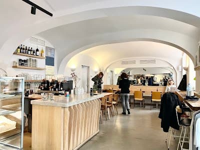 Interior of Jonas Reindl Coffee Roasters in Wien