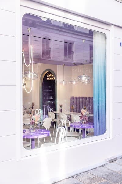 Interior of Stella Mia in Paris