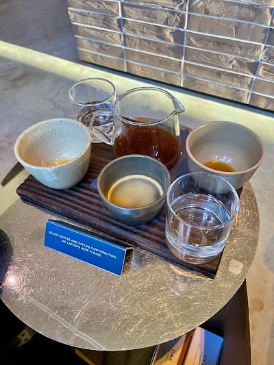 Dak Showroom by Dak Coffee Roasters atmosphere