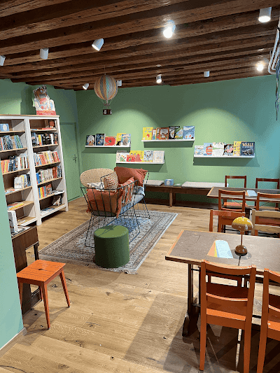 Pages & Sips coffee