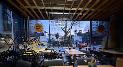 Interior of Arise Coffee Roasters in London SW15 2DT