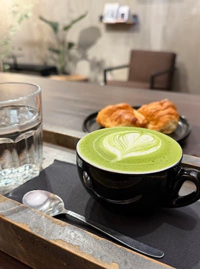 Singular Coffee Roasters atmosphere