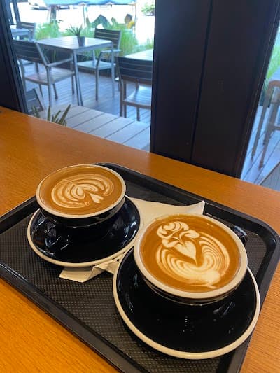 Artis Coffee Bangkok atmosphere