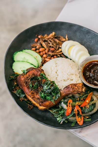 POKOK KL Cafe atmosphere