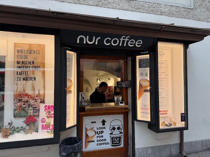 nur coffee Salzburg atmosphere