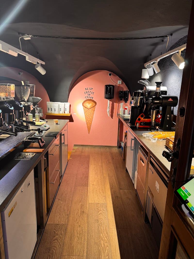 Interior of nur coffee Salzburg in Salzburg