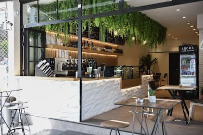 Interior of Goat coffee roasters Χαμοστέρνας in Athina 118 53