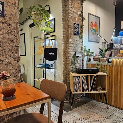 Atelier • Specialty Coffee atmosphere