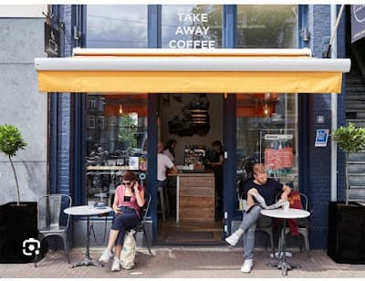 Interior of Monks Coffee Roasters in NB Amsterdam