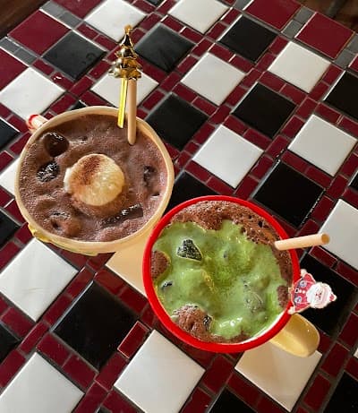 ® XOCOATI - Artisan Cocoa Drinks atmosphere