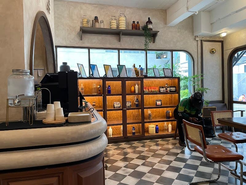 Bump Coffee Space Thonglor atmosphere