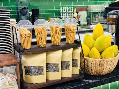 CHOICE - Fresh Coffee and Tea atmosphere