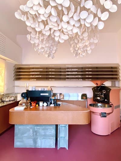 NOMONYM Coffee Roastery atmosphere