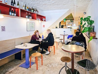 Interior of Hakko in -522 Porto