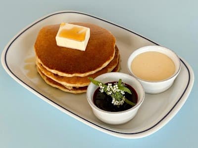 Liberty: brunch, coffee & books coffee